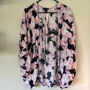 Forever 21 Floral Kimono